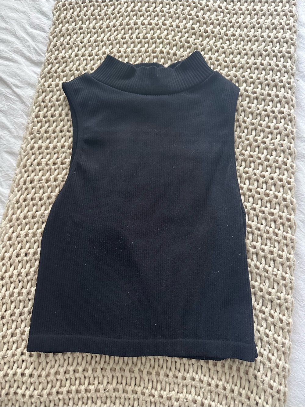Zara Black Sleeveless Mock Neck Ribbed Tank